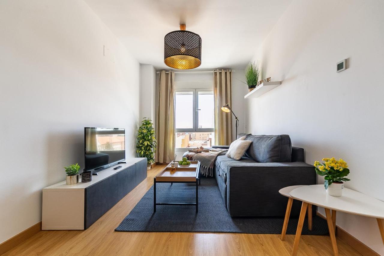 Modern Beach Apartment Valparaiso With Parking Málaga Eksteriør bilde