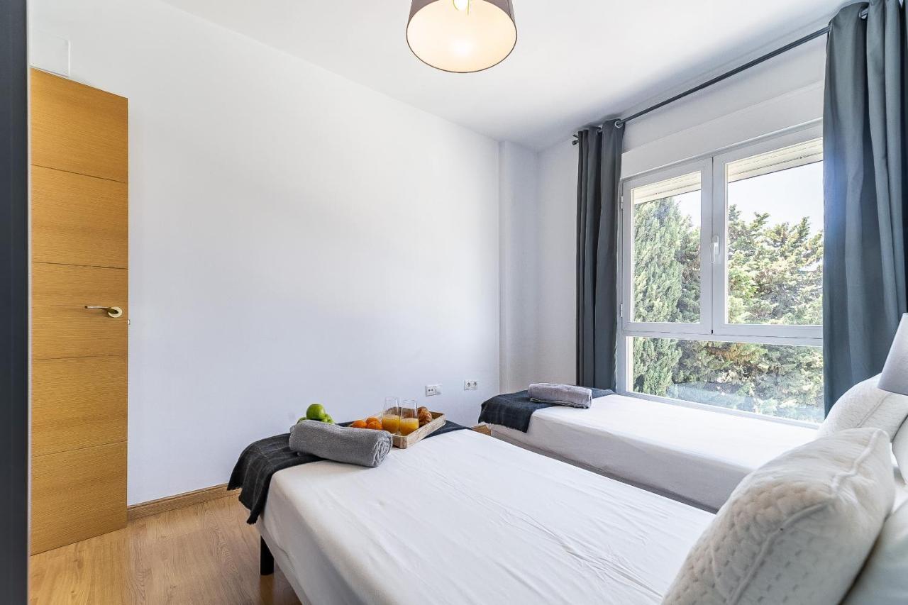 Modern Beach Apartment Valparaiso With Parking Málaga Eksteriør bilde