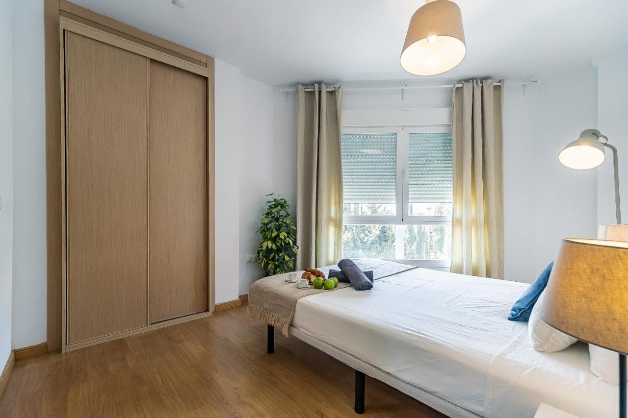 Modern Beach Apartment Valparaiso With Parking Málaga Eksteriør bilde